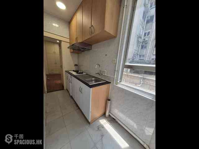 Wan Chai - Fasteem Mansion 03