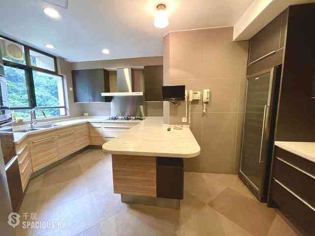 Mid Levels Central - Tregunter Block 1 13