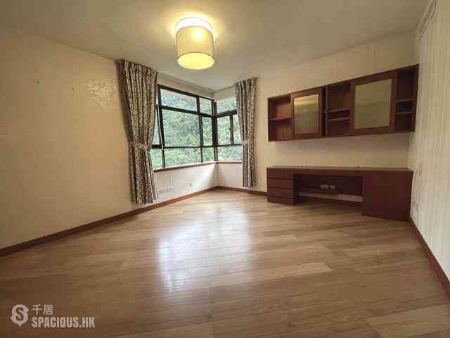Mid Levels Central - Tregunter Block 1 06