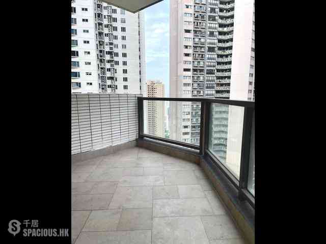 Mid Levels Central - Tregunter Block 1 03