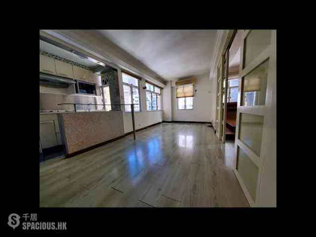 Wan Chai - Antung Building 02