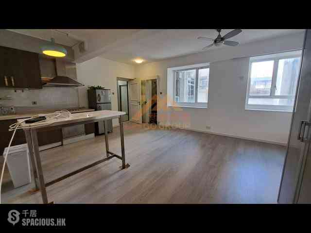 Mid Levels Central - Woodland Court 01