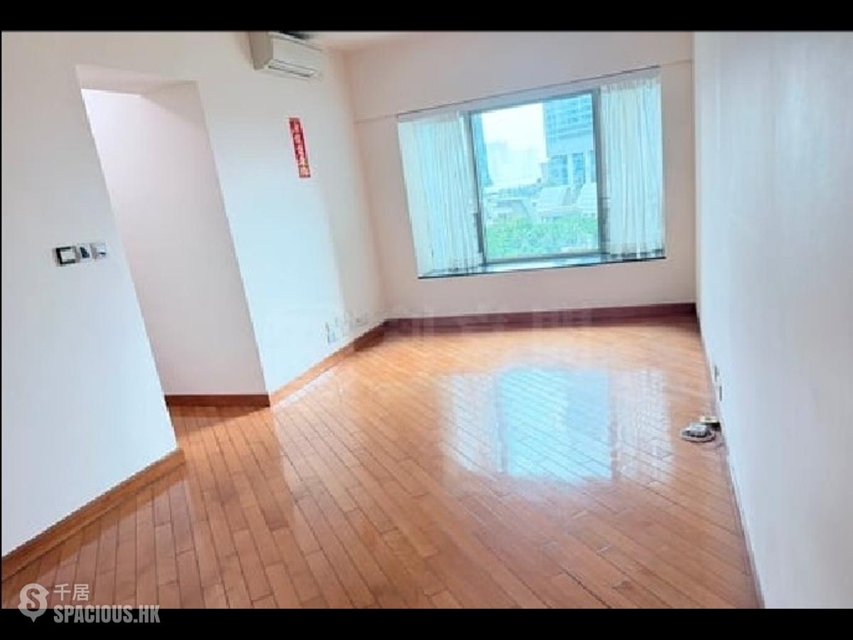 West Kowloon - Sorrento Phase 1 Block 6 01