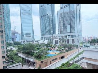 West Kowloon - Sorrento Phase 1 Block 6 02
