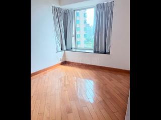 West Kowloon - Sorrento Phase 1 Block 6 07
