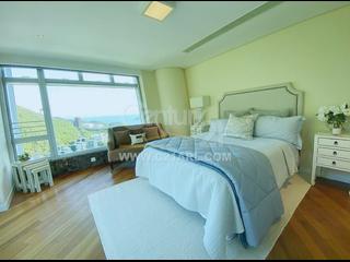 Repulse Bay - The Lily 10