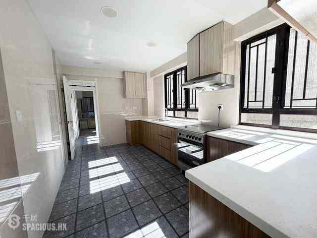 Braemar Hill - Wilshire Towers 05