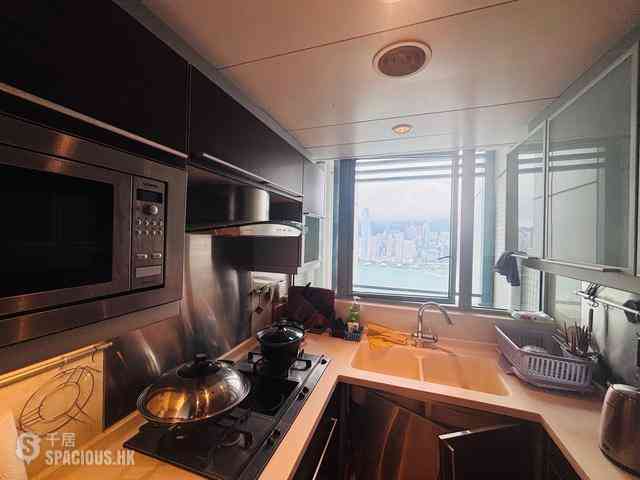 West Kowloon - The Harbourside 05