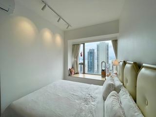 Sai Ying Pun - Island Crest 08