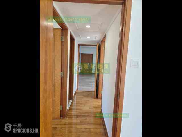 Kennedy Town - University Heights 09
