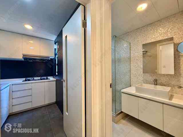 Mid Levels West - Scenic Heights 15