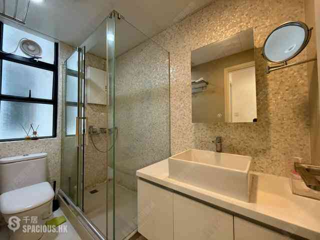 Mid Levels West - Scenic Heights 19