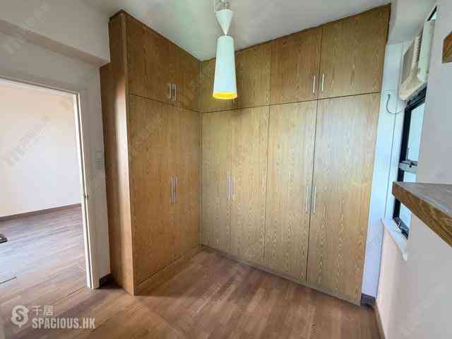 Mid Levels West - Scenic Heights 25