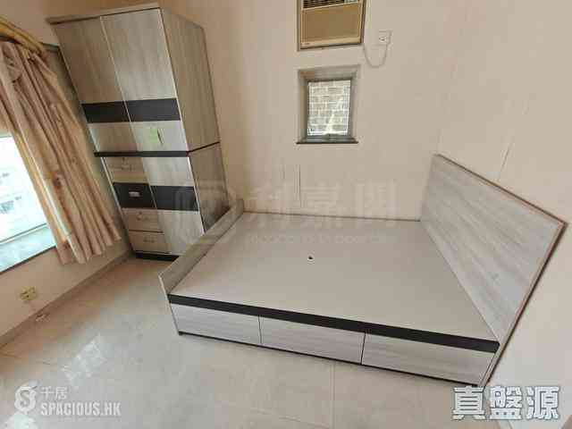 North Point - Marble Court 10