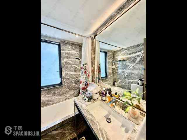 Wong Chuk Hang - The Southside Phase 3C Blue Coast II Tower 5 16
