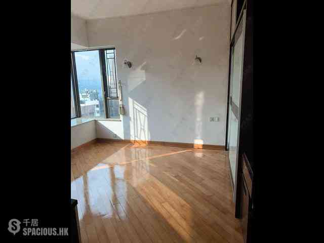 石塘咀 - 宝翠园2期8座 24