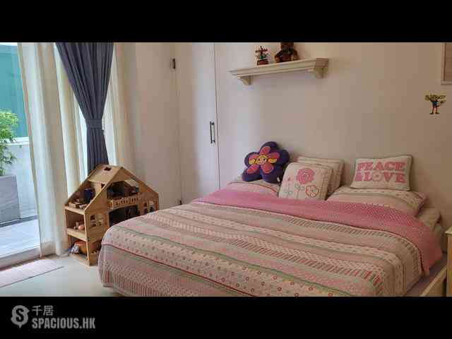 Clear Water Bay - Golden Lake Villa 09