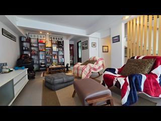 Clear Water Bay - Golden Lake Villa 06