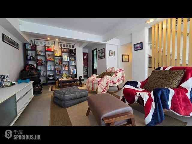 Clear Water Bay - Golden Lake Villa 06