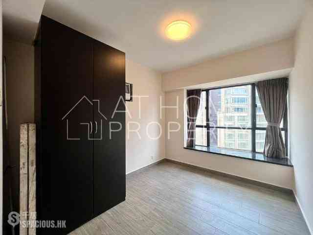 Mid Levels Central - The Grand Panorama 09