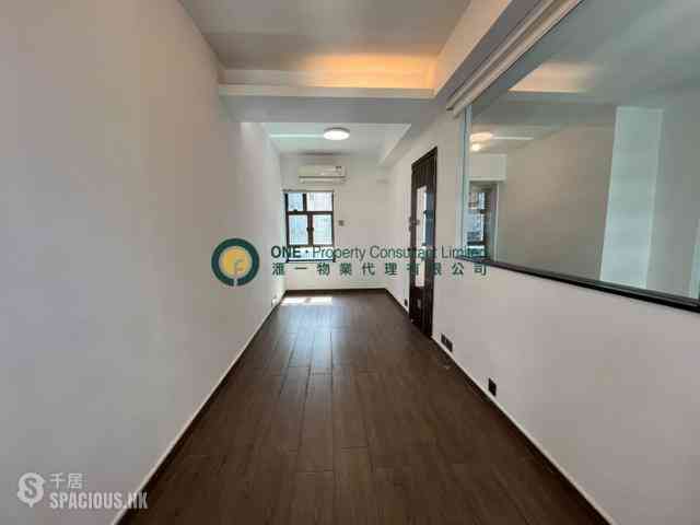Mid Levels Central - Maxluck Court 06