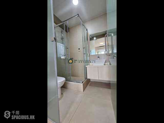 Sai Ying Pun - Kwong Fung Terrace 03
