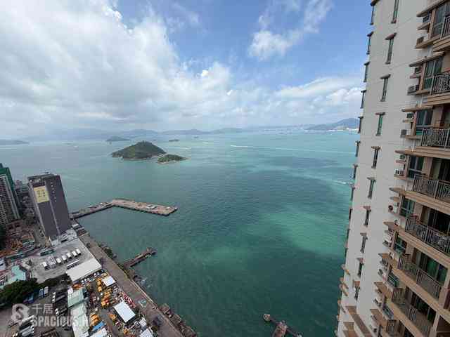 Kennedy Town - The Merton Tower 2 02