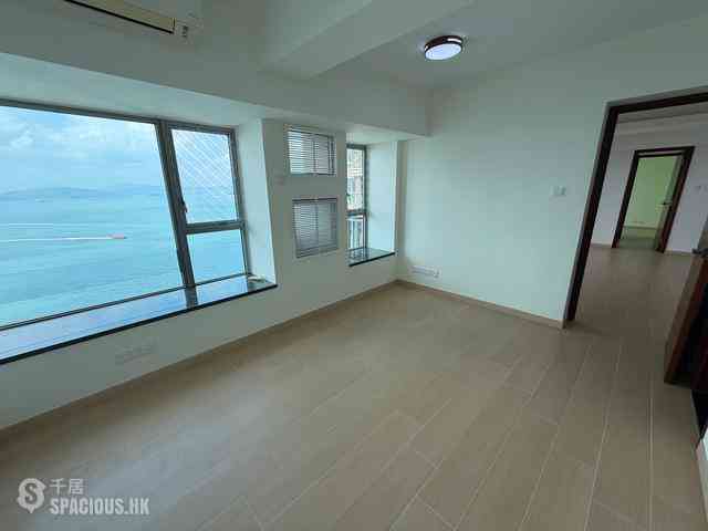 Kennedy Town - The Merton Tower 2 06