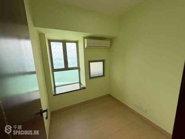 Kennedy Town - The Merton Tower 2 10