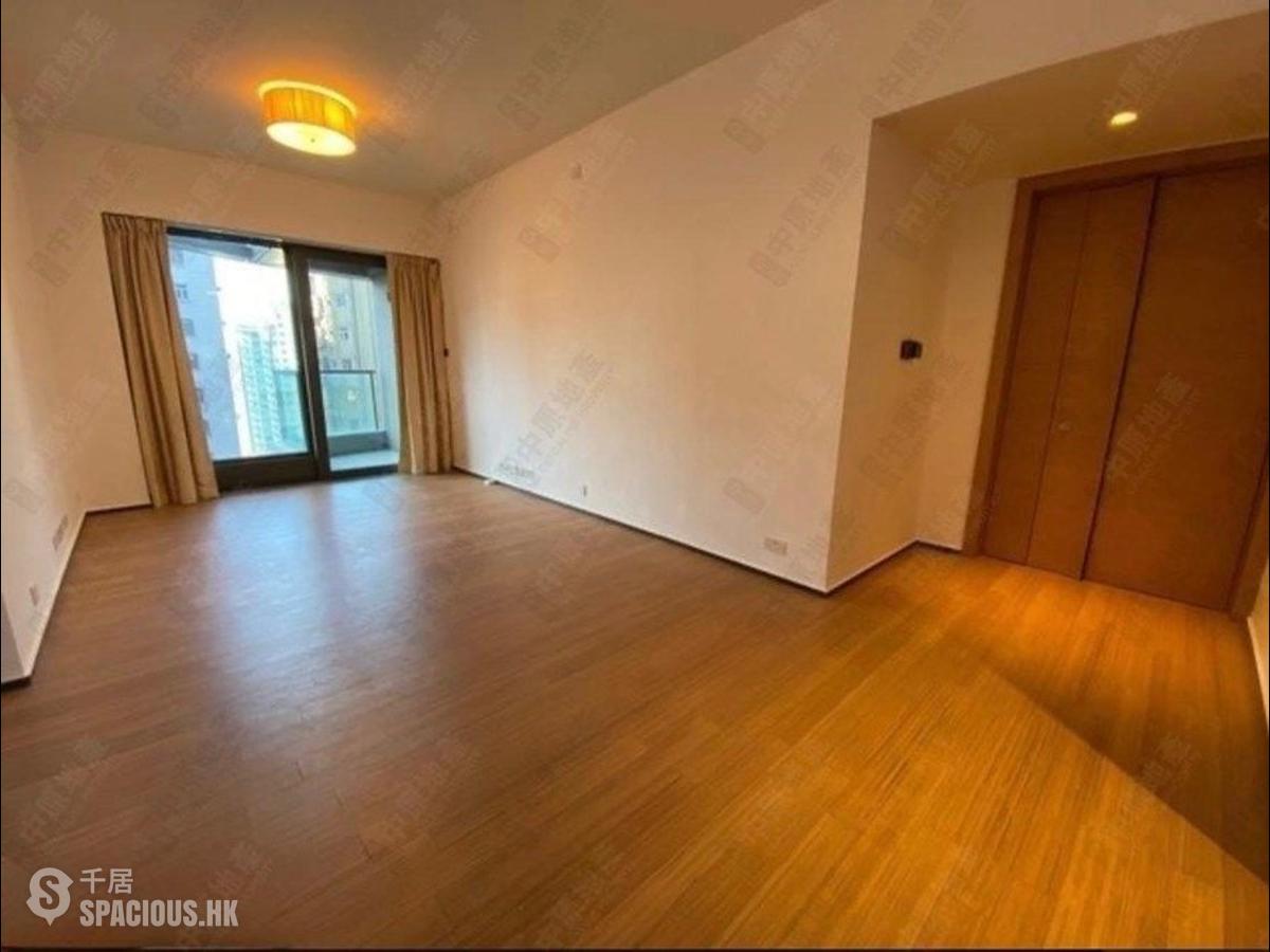 Mid Levels Central - Arezzo 01