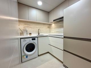 Wan Chai - Convention Plaza Apartments 05