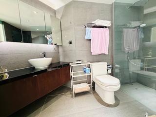 Wan Chai - Convention Plaza Apartments 10
