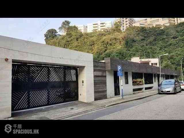 Happy Valley - Villa Dorada 01