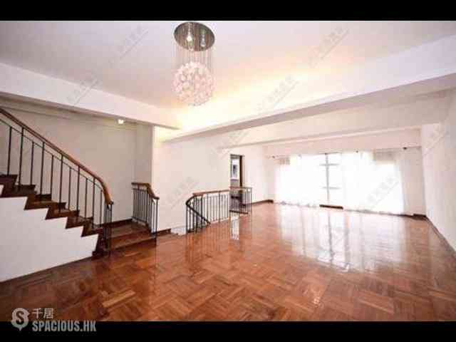 Happy Valley - Villa Dorada 02
