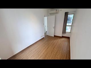 Soho - Centrestage 04