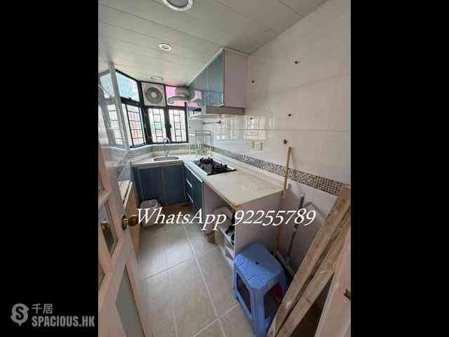 Sheung Wan - Kam Yu Mansion 06