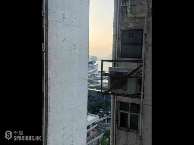 Wan Chai - Fasteem Mansion 06