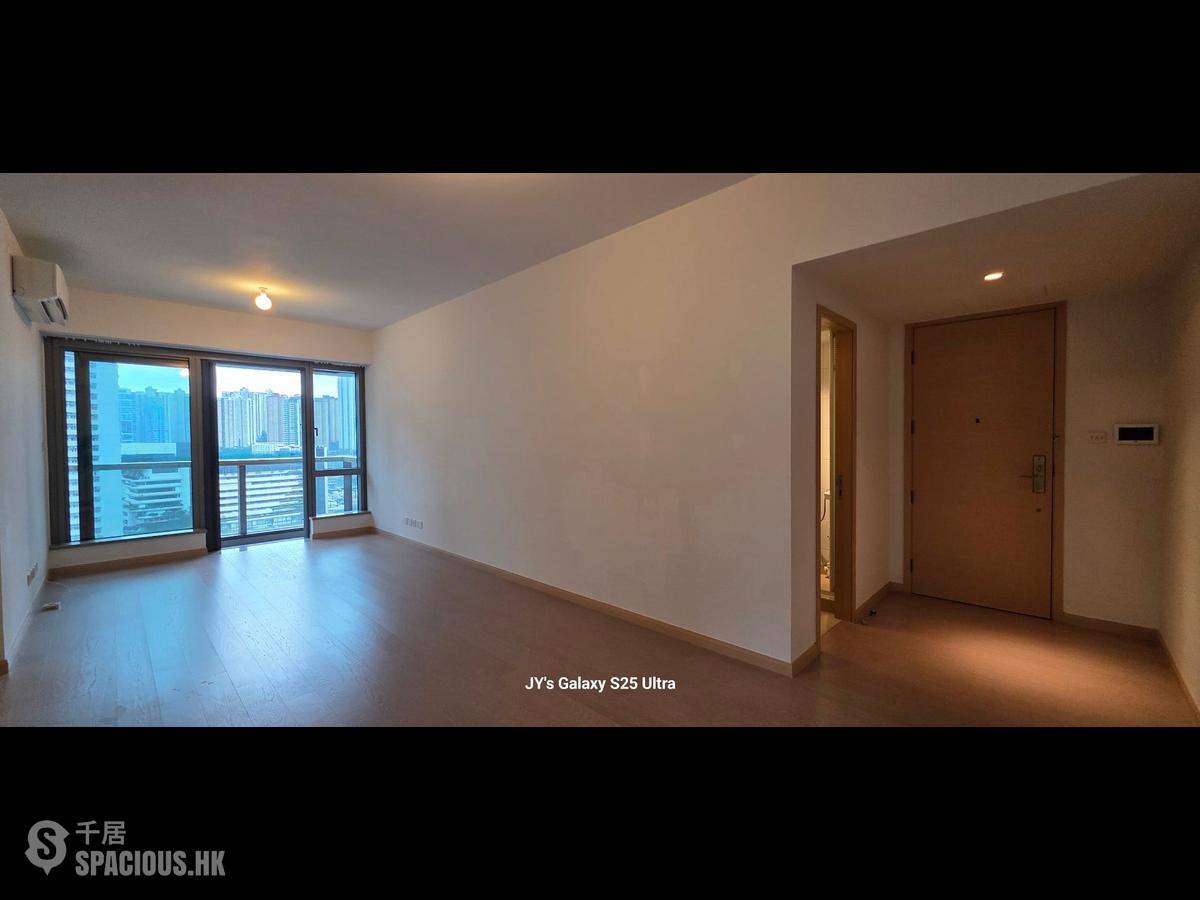 Wong Chuk Hang - The Southside Phase 2 La Marina Tower 2A 01