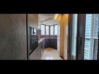 Mid Levels West - Alassio 11