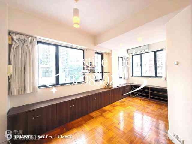Happy Valley - Fung Woo Building 01