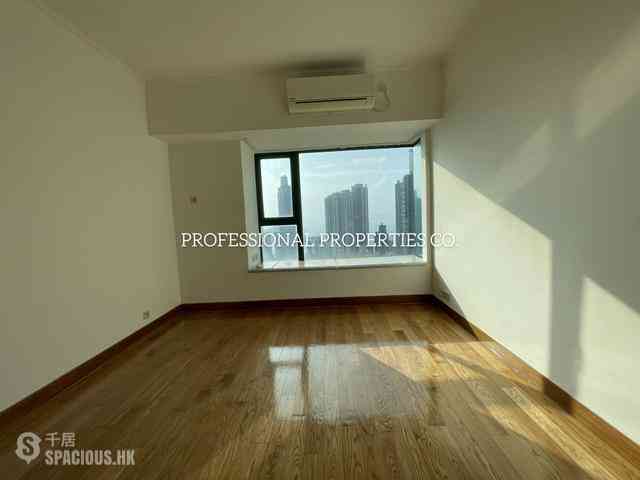 Kennedy Town - University Heights 06