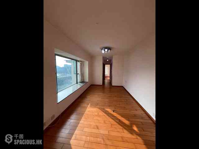 Tung Chung - Seaview Crescent Block 2 02