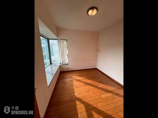 Tung Chung - Seaview Crescent Block 2 04