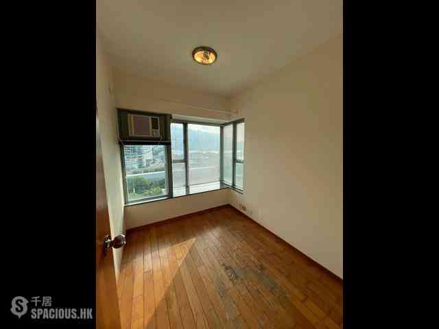 Tung Chung - Seaview Crescent Block 2 05