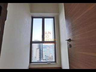 Sai Ying Pun - Island Crest 05