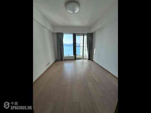 Fortress Hill - Harbour Glory Block 8 05