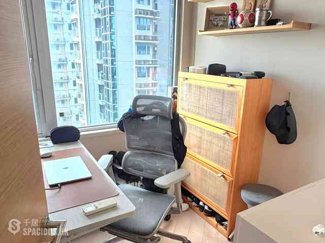 Tung Chung - Century Link Phase 1 Tower 6A 03