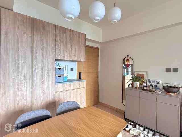 Tung Chung - Century Link Phase 1 Tower 6A 02