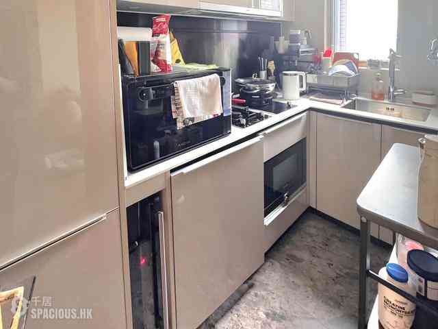 Tung Chung - Century Link Phase 1 Tower 6A 07