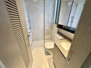 Wong Chuk Hang - The Southside Phase 1 Southland Tower 2B 05